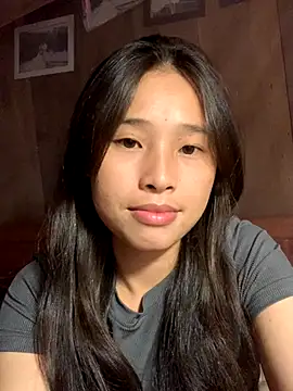 Snapshot of Han-han123 chatting on November 15, 2025, 12:45 pm Han-han123 online show from November 15, 2025, 12:45 pm