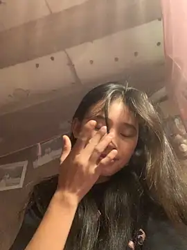 Snapshot of Han-han123 chatting on November 16, 2025, 9:53 pm Han-han123 online show from November 16, 2025, 9:53 pm