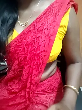 Snapshot of Tamilmallu-duskygirl03 chatting on June 5, 2026, 5:36 am Tamilmallu-duskygirl03 online show from June 5, 2026, 5:36 am