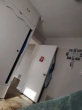 Snapshot of Pisthool chatting on March 21, 2026, 9:29 pm Pisthool online show from March 21, 2026, 9:29 pm