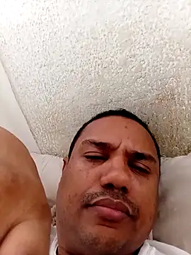 Mcbellorj online show from November 6, 2025, 4:08 pm