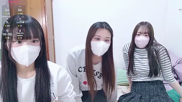 Snapshot of KaYo_sorriso chatting on March 16, 2026, 4:18 am KaYo sorriso online show from March 16, 2026, 4:18 am