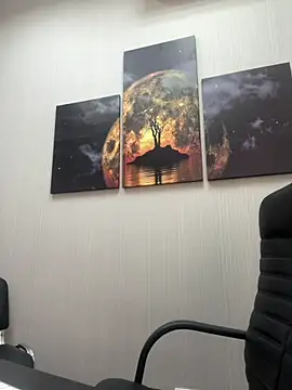 Snapshot of Passion-Blondy chatting on June 22, 2026, 8:44 am Passion-Blondy online show from June 22, 2026, 8:44 am