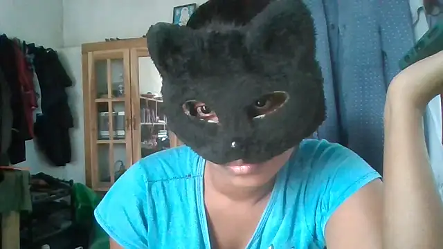 Nora-2003 online show from March 10, 2026, 4:06 am