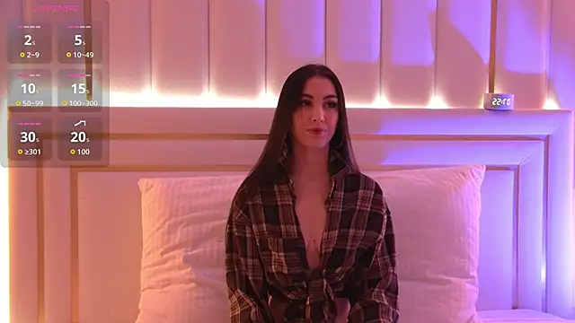 BettyLeen online show from February 12, 2026, 3:56 am