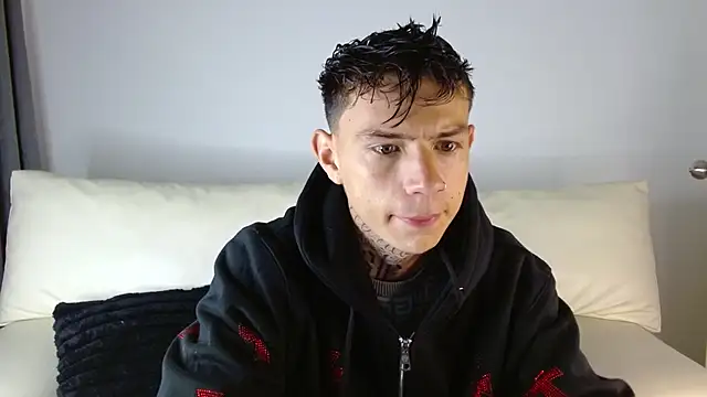 Snapshot of hot_teo_ chatting on January 8, 2026, 10:50 am hot teo online show from January 8, 2026, 10:50 am