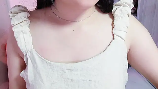 Snapshot of BeChinh_Lee chatting on July 22, 2026, 7:11 am BeChinh Lee online show from July 22, 2026, 7:11 am
