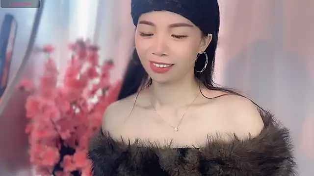 Snapshot of Lynnalltop-165-KeKe chatting on November 14, 2025, 4:00 am Lynnalltop-165-KeKe online show from November 14, 2025, 4:00 am