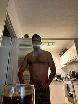 Snapshot of DrDreAu chatting on November 9, 2025, 1:15 am DrDreAu online show from November 9, 2025, 1:15 am