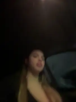 Snapshot of LolaAmore chatting on November 29, 2025, 7:06 pm LolaAmore online show from November 29, 2025, 7:06 pm