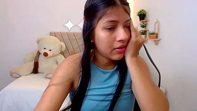 Snapshot of zara_cute chatting on July 15, 2026, 12:21 pm zara cute online show from July 15, 2026, 12:21 pm