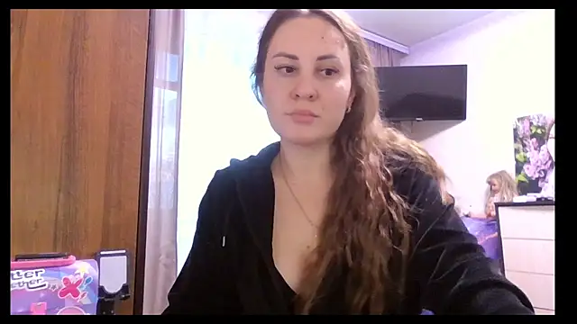 MeadowEyes online show from October 28, 2025, 2:09 pm