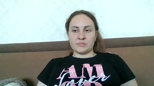 Snapshot of MeadowEyes chatting on June 9, 2026, 1:12 pm MeadowEyes online show from June 9, 2026, 1:12 pm