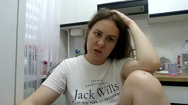 MeadowEyes online show from June 30, 2026, 5:58 pm