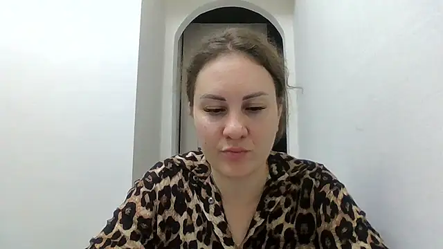 MeadowEyes online show from July 26, 2026, 7:21 pm