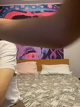 Dabi 002 online show from March 5, 2026, 9:33 pm