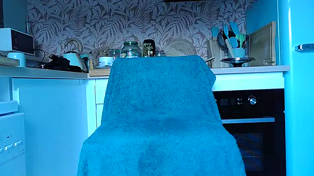 pedrolatino20cm online show from November 16, 2025, 9:59 am