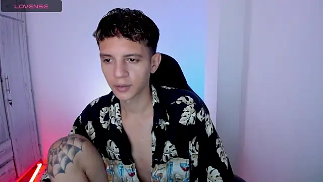 tylernova online show from April 28, 2026, 3:44 am