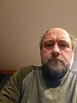 Snapshot of akstr8 chatting on October 21, 2025, 4:08 pm akstr8 online show from October 21, 2025, 4:08 pm