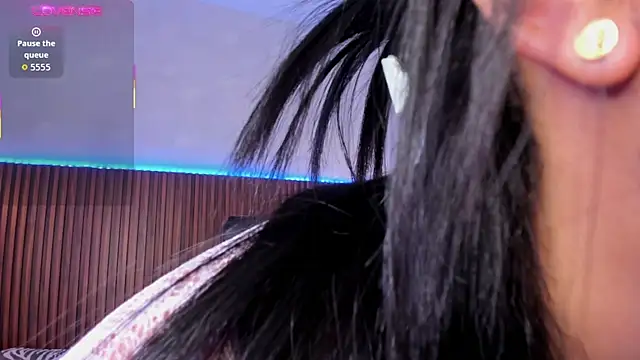 Foxy Kylie online show from November 29, 2025, 7:50 pm