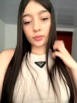   Lorelain   online show from December 2, 2025, 8:04 pm