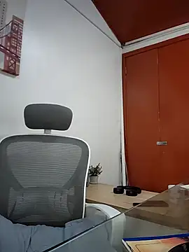 Nateskp 1 online show from October 31, 2025, 4:52 pm