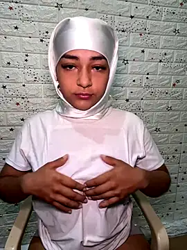 Snapshot of CelestSkyy chatting on October 30, 2025, 6:19 pm CelestSkyy online show from October 30, 2025, 6:19 pm