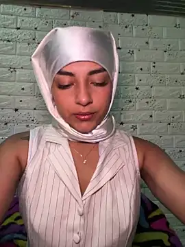 CelestSkyy online show from December 14, 2025, 11:20 pm