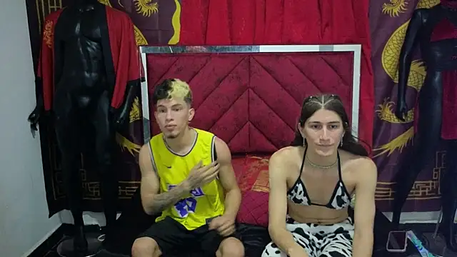 Snapshot of Pride_couple chatting on October 8, 2025, 11:35 pm Pride couple online show from October 8, 2025, 11:35 pm