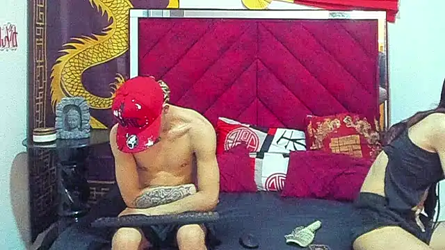 Snapshot of Pride_couple chatting on January 12, 2026, 11:21 pm Pride couple online show from January 12, 2026, 11:21 pm