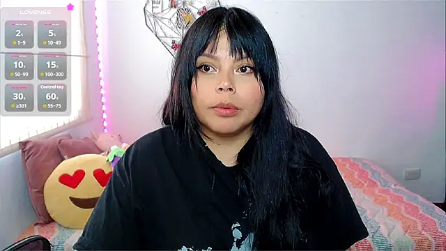 Snapshot of EllieMoonX chatting on May 16, 2026, 9:57 pm EllieMoonX online show from May 16, 2026, 9:57 pm