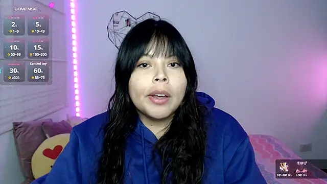 EllieMoonX online show from July 14, 2026, 12:13 am