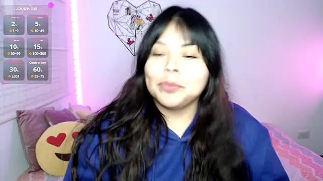 EllieMoonX online show from July 14, 2026, 2:05 am