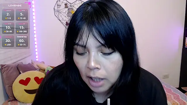EllieMoonX online show from July 25, 2026, 12:20 am