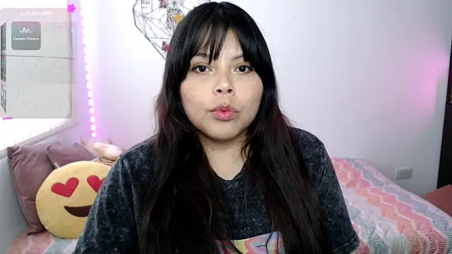 EllieMoonX online show from July 31, 2026, 10:20 pm