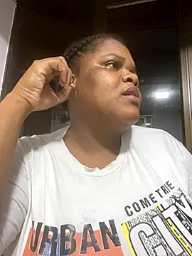 Snapshot of gabrielabrunette69 chatting on October 29, 2025, 4:48 am gabrielabrunette69 online show from October 29, 2025, 4:48 am