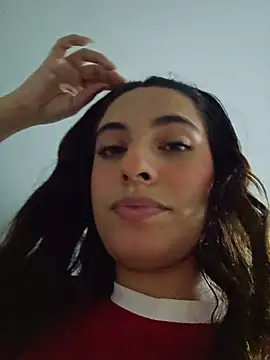 Snapshot of Meganthomson chatting on November 13, 2025, 2:10 am Meganthomson online show from November 13, 2025, 2:10 am