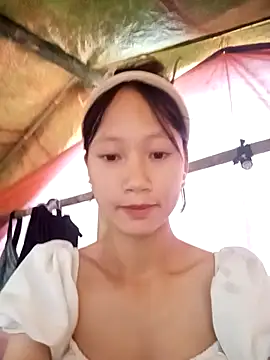 Snapshot of minachao- chatting on October 25, 2025, 2:19 am minachao- online show from October 25, 2025, 2:19 am