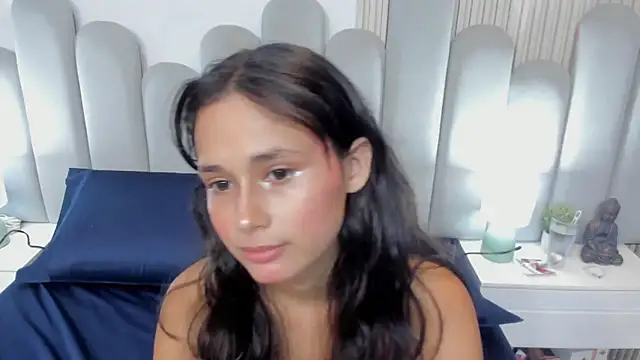 Snapshot of luly_dreams chatting on June 16, 2026, 12:08 pm luly dreams online show from June 16, 2026, 12:08 pm