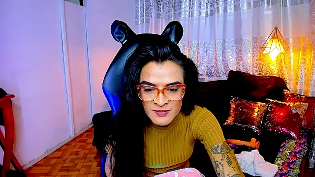 ZAMMIRA online show from November 3, 2025, 6:03 am