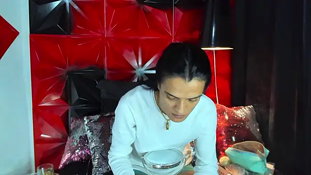 ZAMMIRA online show from February 15, 2026, 6:21 am