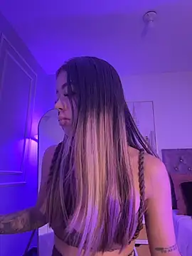 Snapshot of HoneyMollyX chatting on July 28, 2026, 12:59 pm HoneyMollyX online show from July 28, 2026, 12:59 pm