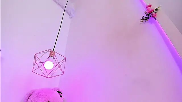 Snapshot of Nara_Pink chatting on November 4, 2025, 8:19 pm Nara Pink online show from November 4, 2025, 8:19 pm