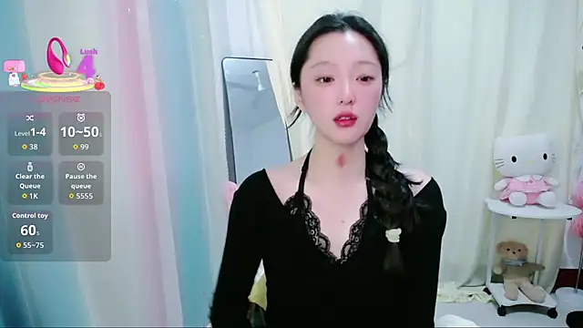 jiangjiangas online show from February 4, 2026, 11:42 pm