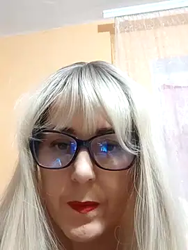 Snapshot of Amelialove42 chatting on November 16, 2025, 4:23 pm Amelialove42 online show from November 16, 2025, 4:23 pm