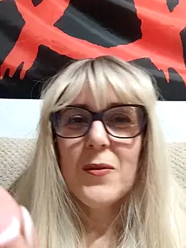 Snapshot of Amelialove42 chatting on November 23, 2025, 4:29 pm Amelialove42 online show from November 23, 2025, 4:29 pm