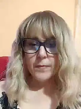 Amelialove42 online show from June 12, 2026, 8:24 am