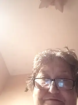 Snapshot of Katherine735 chatting on October 10, 2025, 7:57 pm Katherine735 online show from October 10, 2025, 7:57 pm