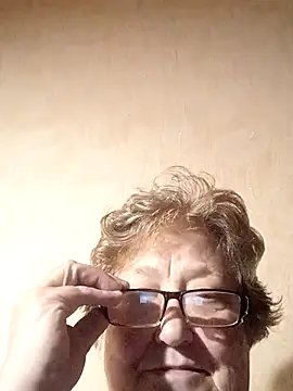 Snapshot of Katherine735 chatting on October 11, 2025, 9:57 pm Katherine735 online show from October 11, 2025, 9:57 pm