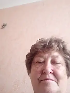 Snapshot of Katherine735 chatting on October 14, 2025, 10:49 am Katherine735 online show from October 14, 2025, 10:49 am